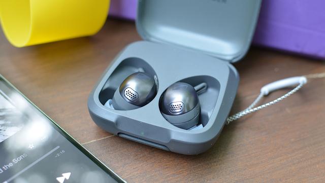 The Momentum Sport's case is IP55 rated.